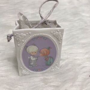 D Precious Moments‎ 1993 Bisque Porcelain Bag, Good Friends are Forever